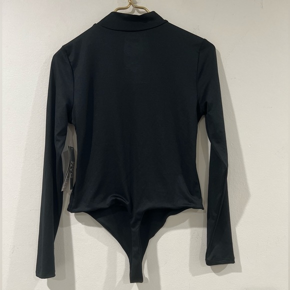 Madden NYC Black long-sleeved high-neck bodysuit with snaps Sz M - Picture 4 of 7